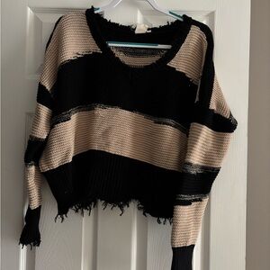 Color block sweater 🖤🤎